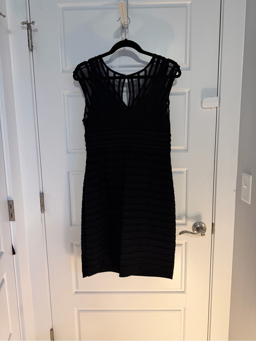 Adrianna Papell Black Textured V-Neck Midi Dress